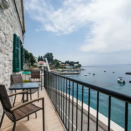 Captain's House, Bol-brac Apartment Bol