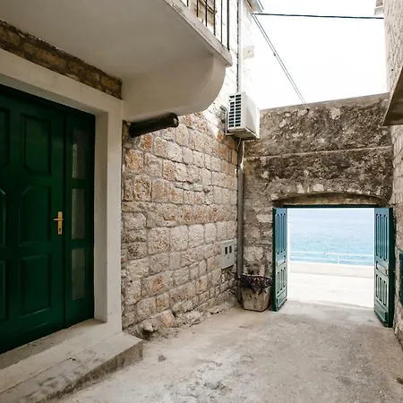 Apartment Captain's House, Bol-brac Bol